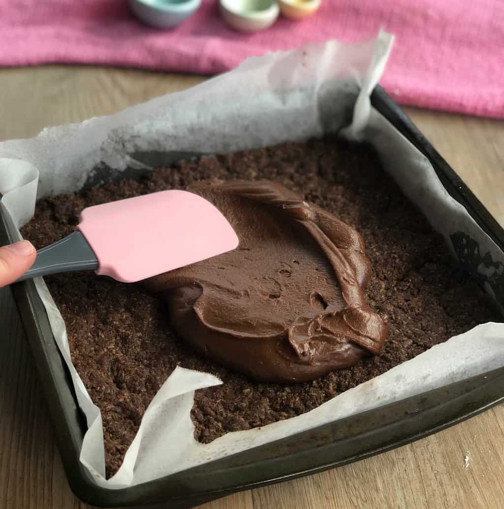Spreading a basic chocolate icing