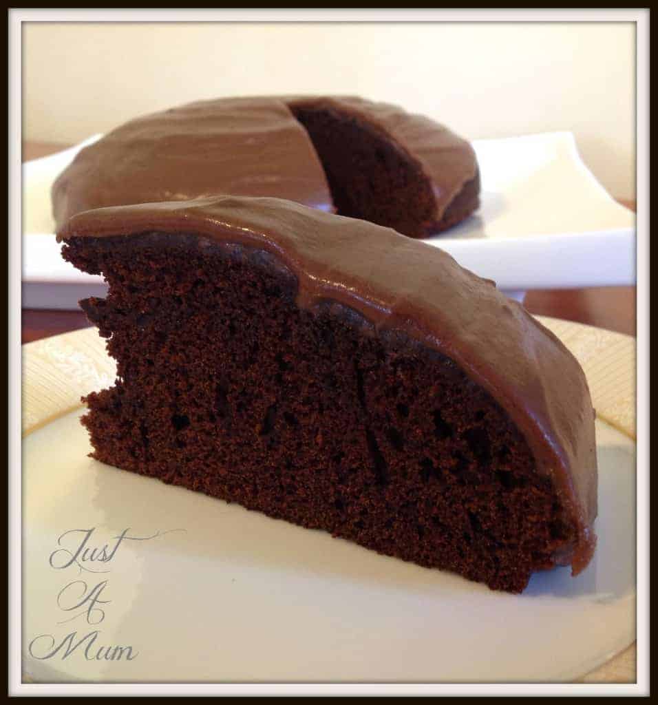 Easy Chocolate Cake 