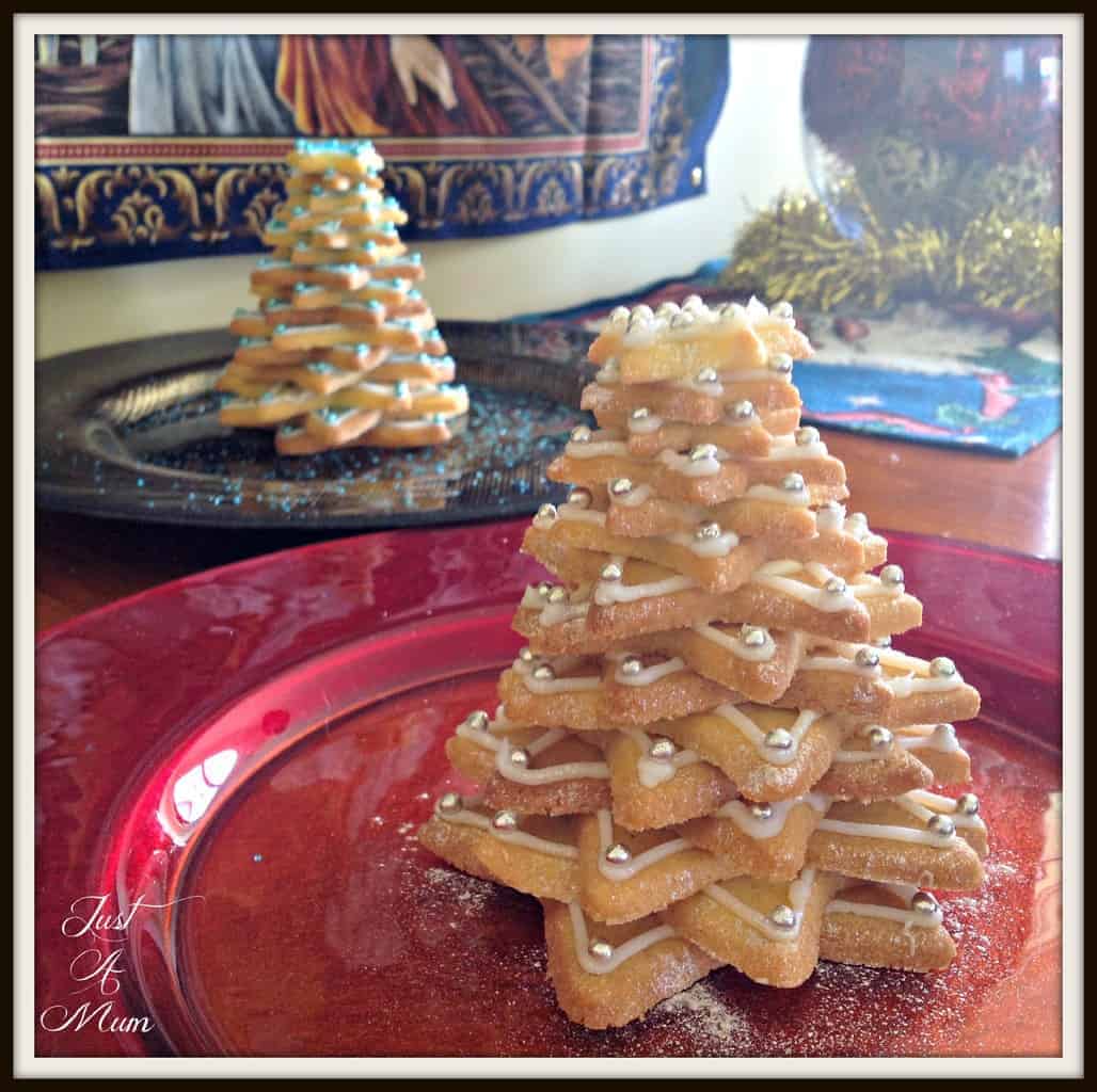 How to Make a Christmas Cookie Tree - Mom Loves Baking