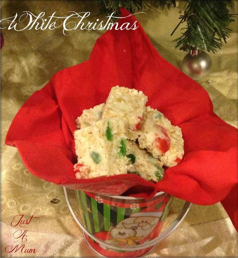 Just A Mum NZ's White Christmas in a Christmas Bucket