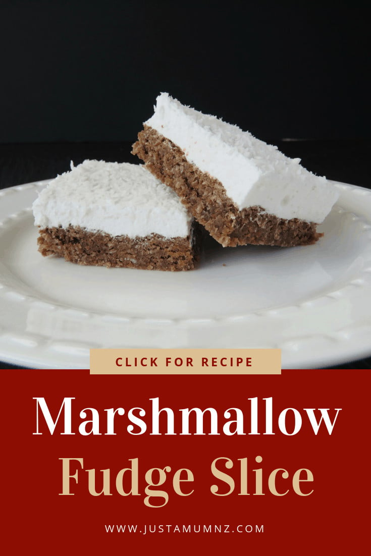 Everyone will love this recipe for Marshmallow Slice, the kids, grandma, you! Such a simple recipe, using a chocolate weetbix base and homemade marshmallow. Lots of ideas, easy recipes and the best baking. #marshmallow #baking #slice #weetbix #recipe