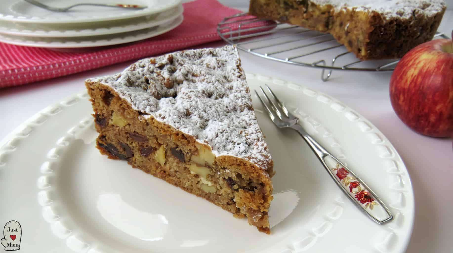 https://justamumnz.com/wp-content/uploads/2017/09/Apple-Spice-Cake-2.jpg