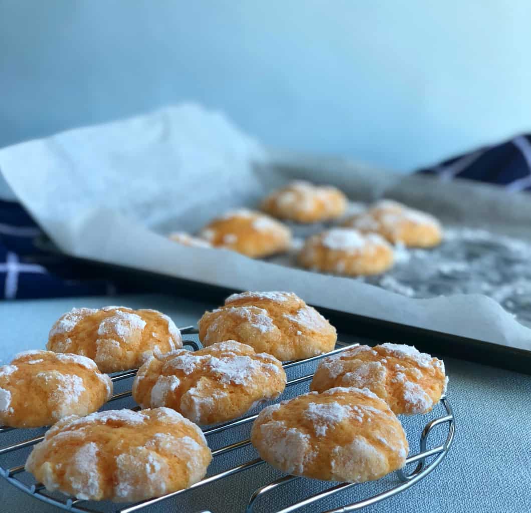 Freshly baked orange crackle cookies