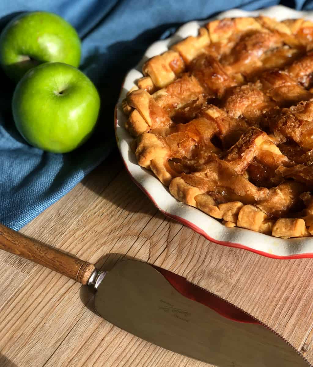 Delicious Caramel Apple Pie Recipe Just A Mums Kitchen 