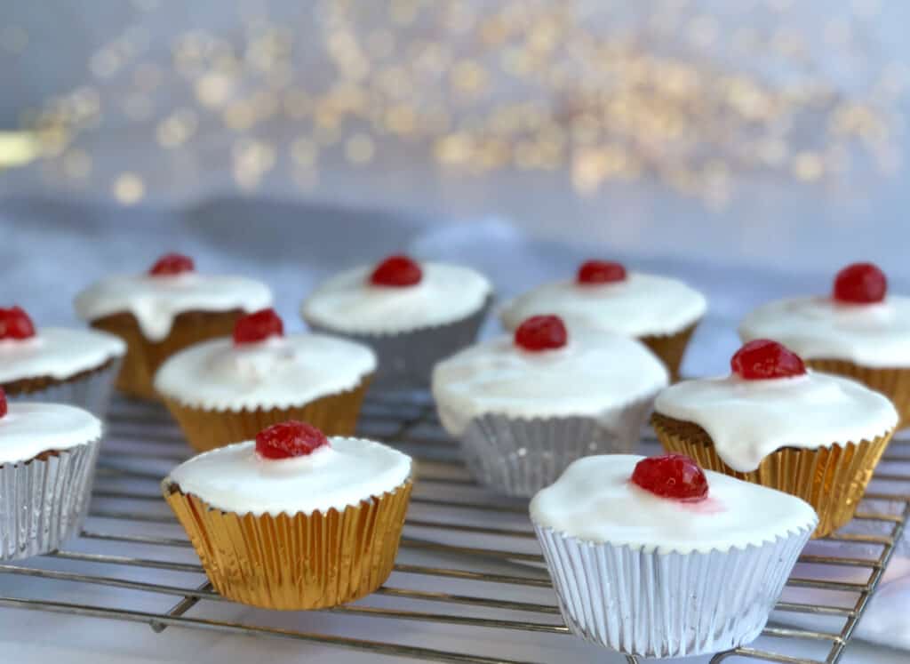 Maple Syrup Cupcakes with Surprise Inside and Royal Icing 