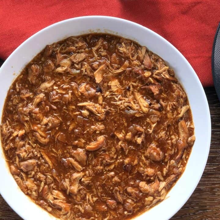 Slow Cooker BBQ Pulled Chicken 