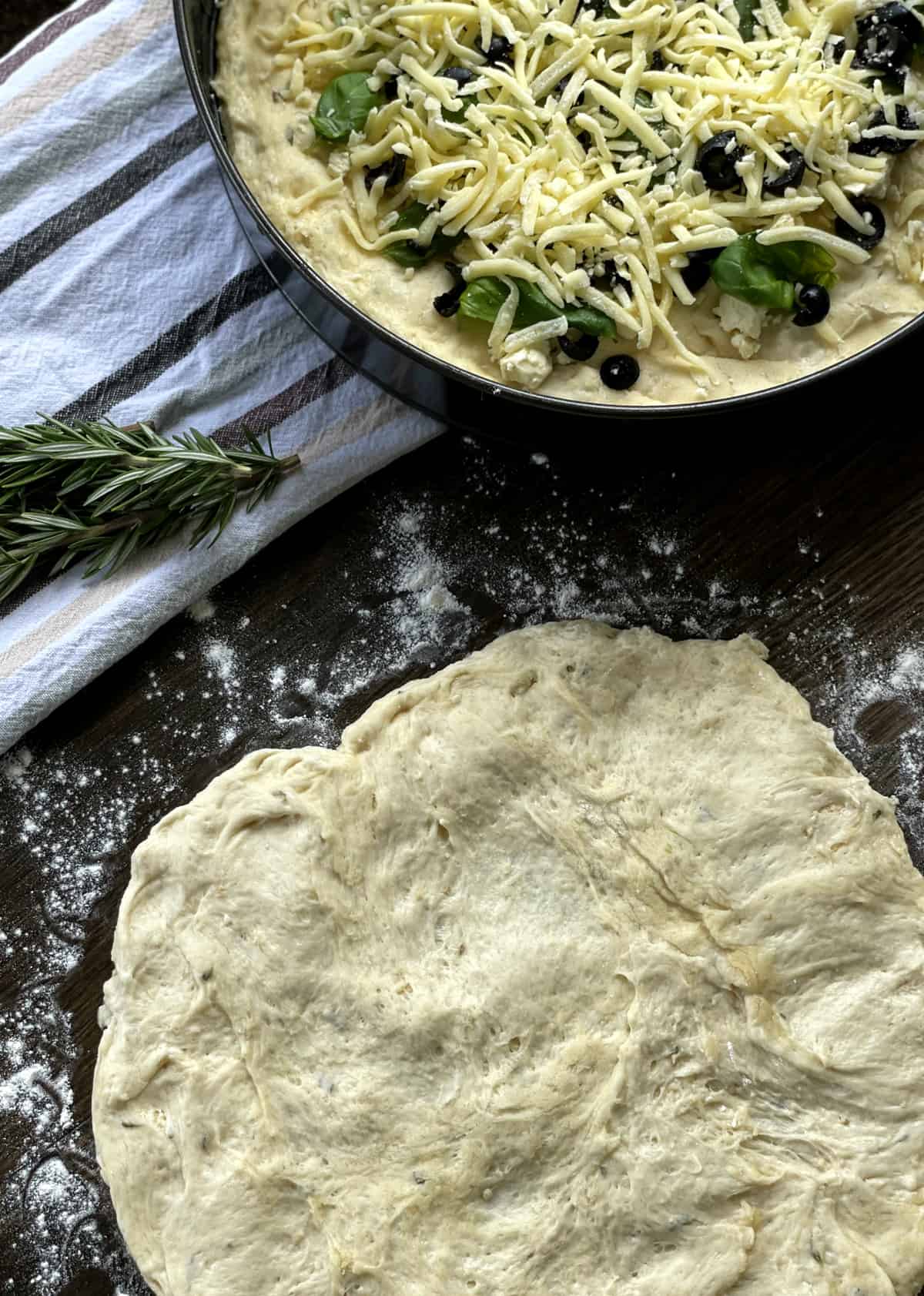 How to make stuffed focaccia 