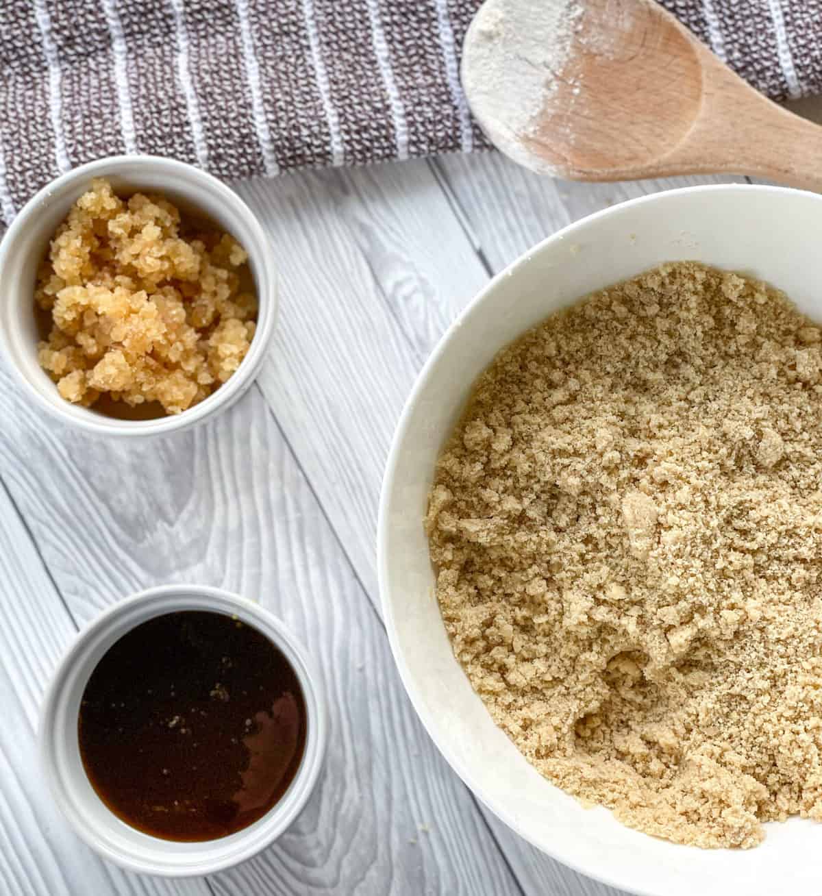 Showing the butter rubbed into the flour and sugar to a fine crumb