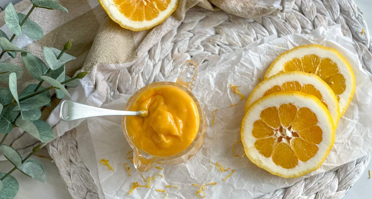 How to Make Delicious Orange Curd (+ Ways to Use It)