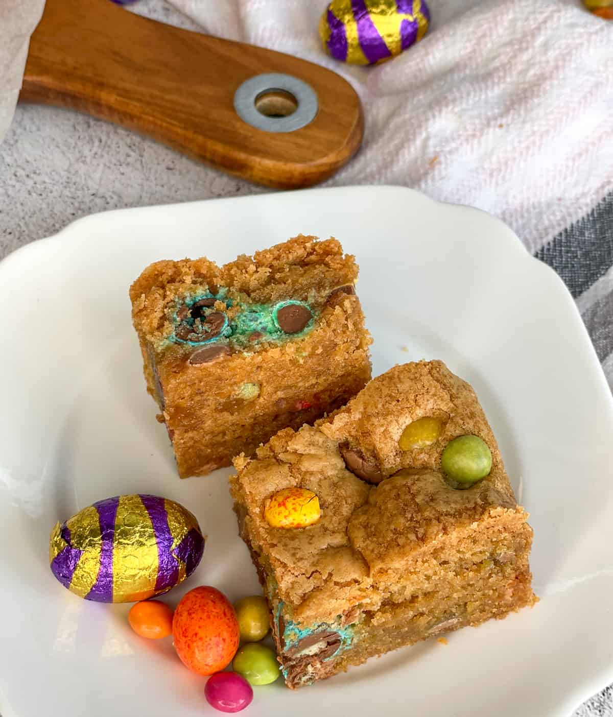 Two pieces of Easter Cookie Slice on a white plate 