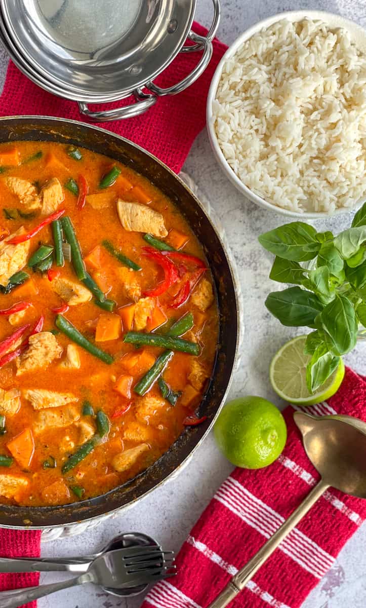 Just a Mum Red Chicken Curry 