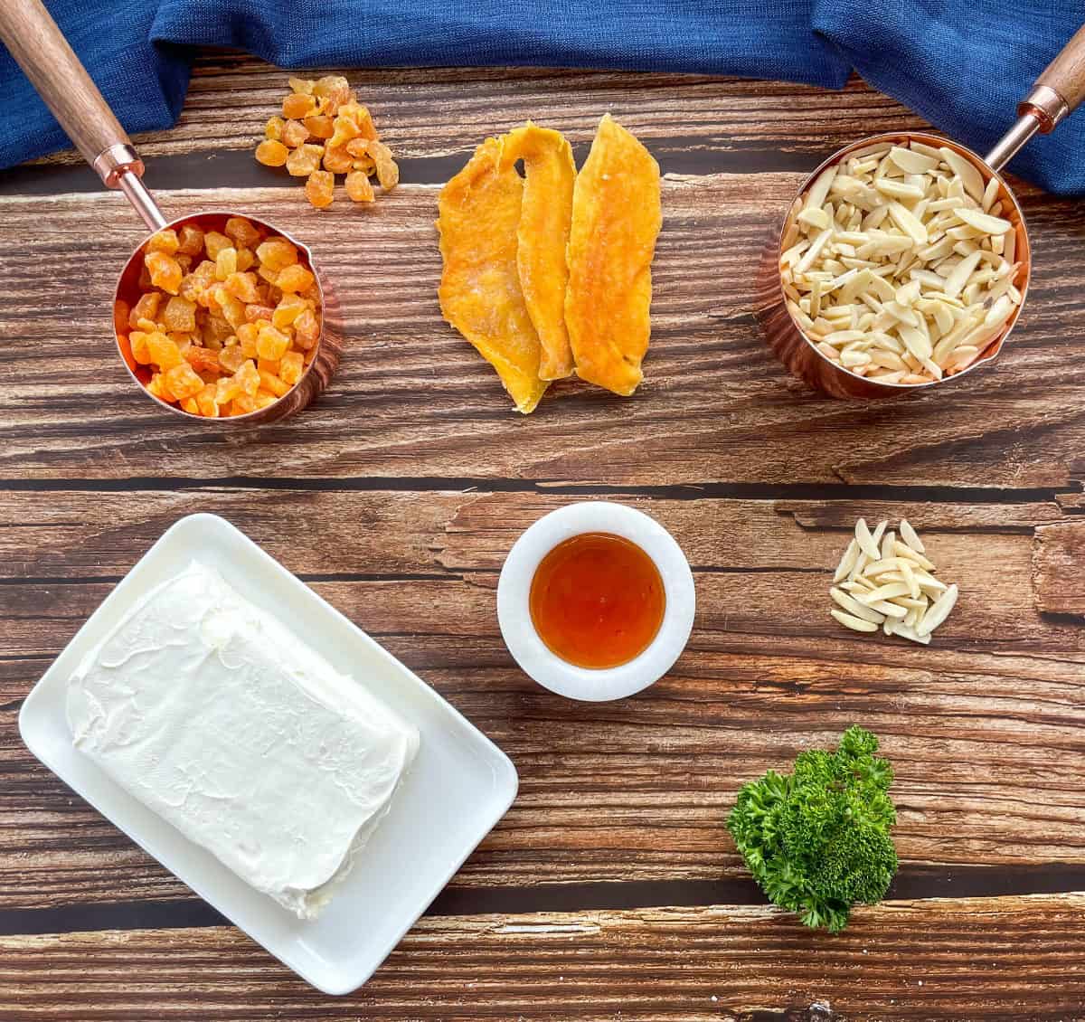 Ingredients for a Apricot Almond Cheese Log 