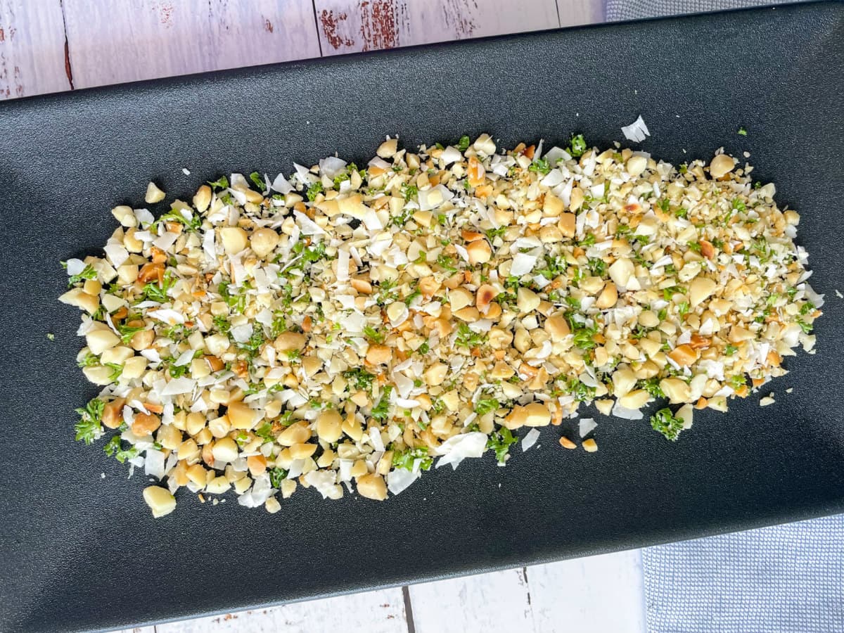 How to make a macadamia coconut and parsley crumb for coating a cheeseball