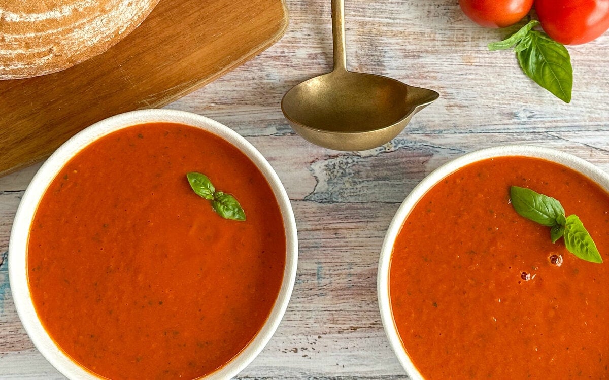 Slow Cooker Roasted Tomato and Basil Soup - Just a Mum's Kitchen