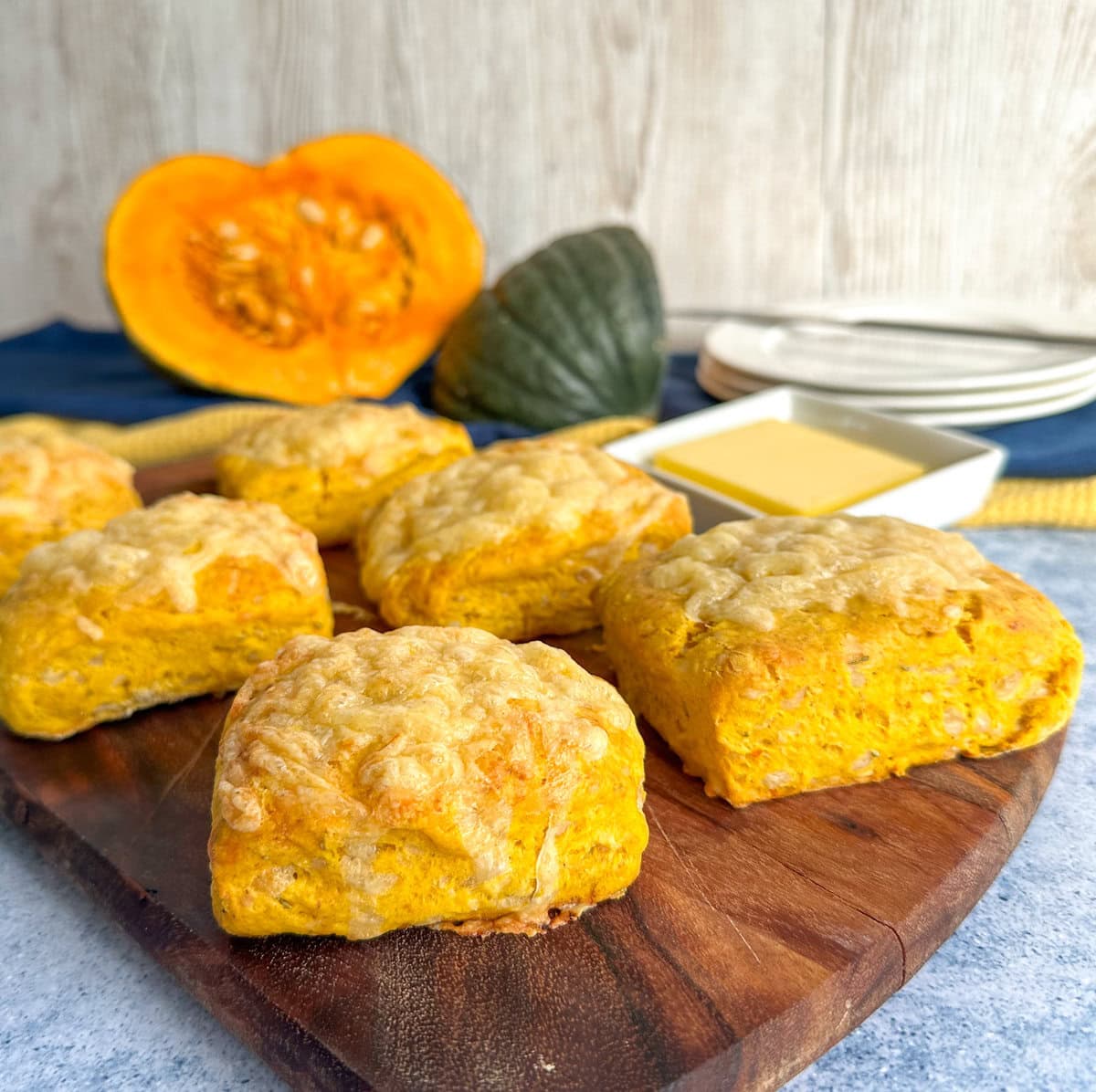Pumpkin scones with cheese and herbs