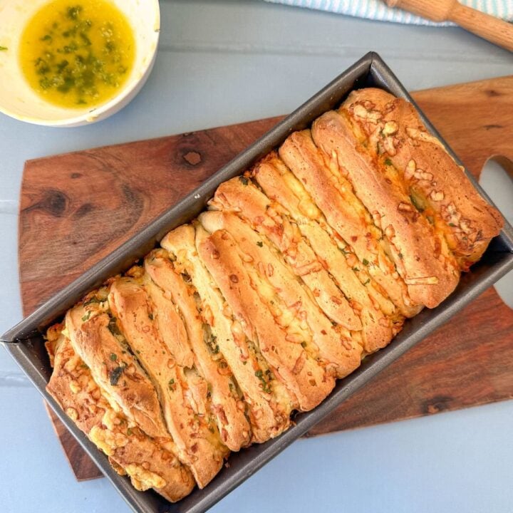 Cheese Garlic Pull Apart Loaf