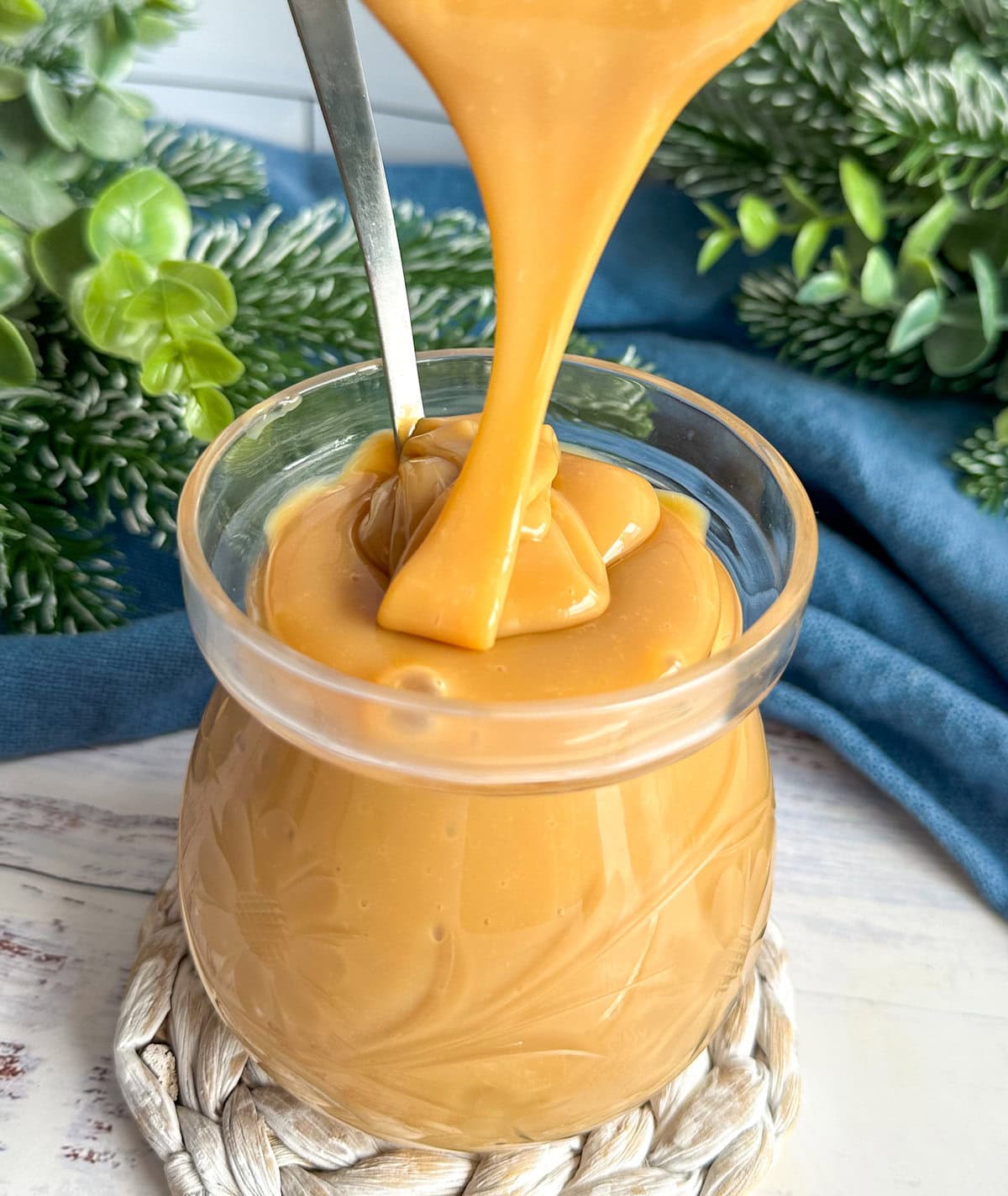 Slow Cooker Dulce Le Leche Caramel