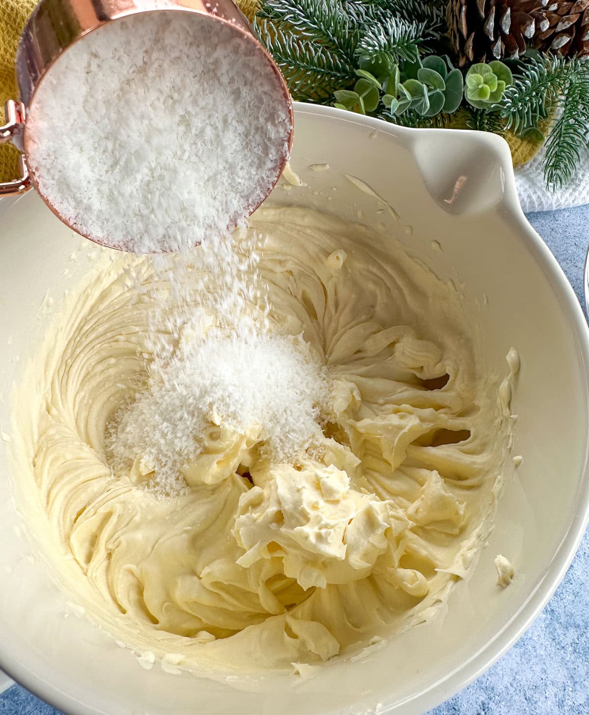 Add the coconut to the mascarpone cream