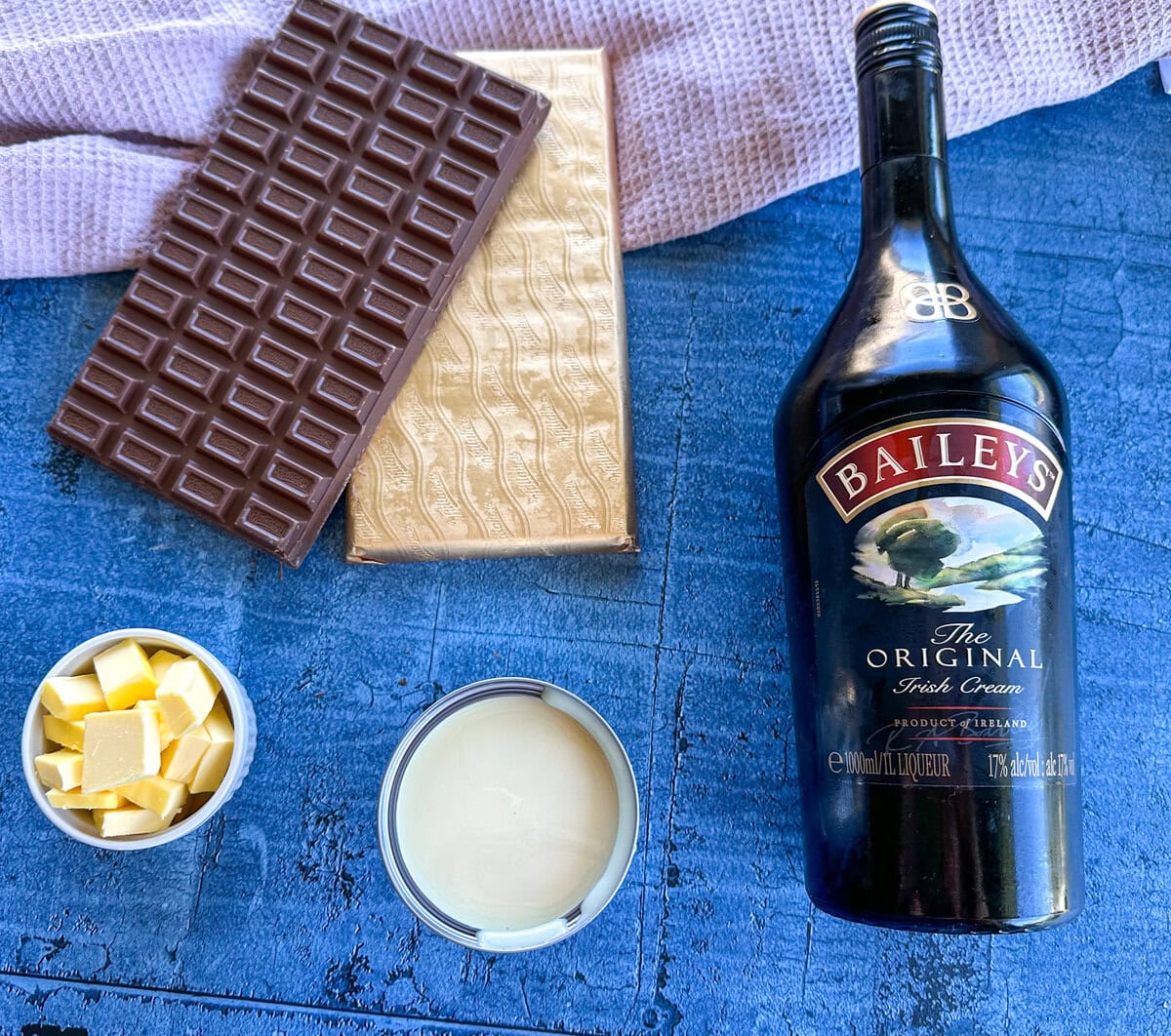 Ingredients used to make Baileys Microwave Chocolate Fudge