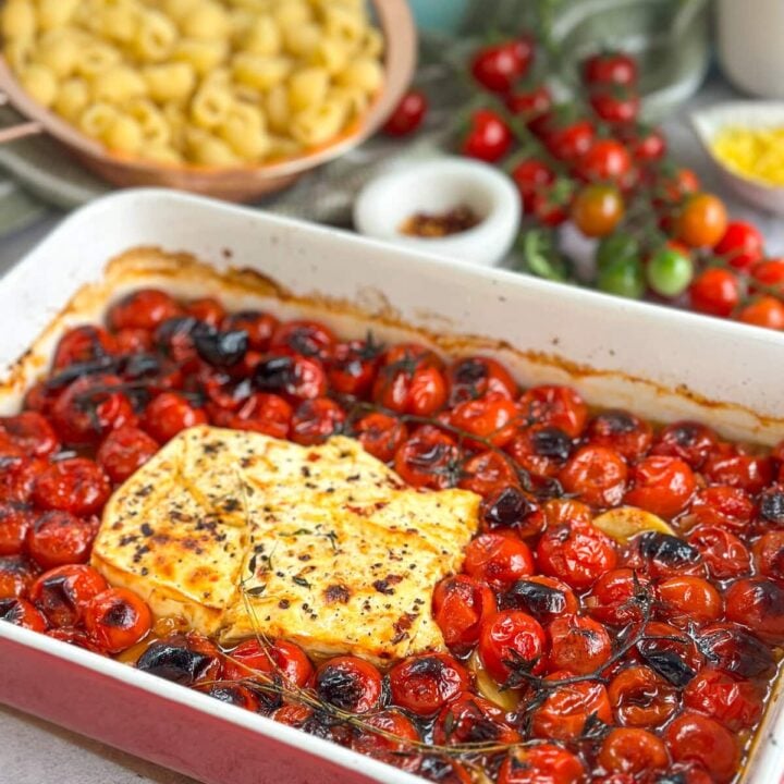 Baked Feta Pasta with Cherry Tomatoes