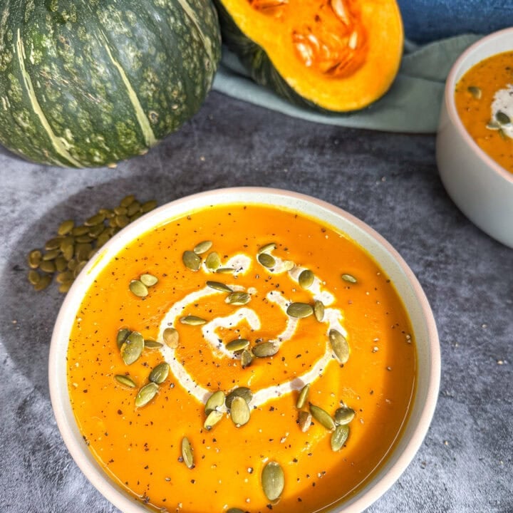 Easy Slow Cooker Pumpkin Soup