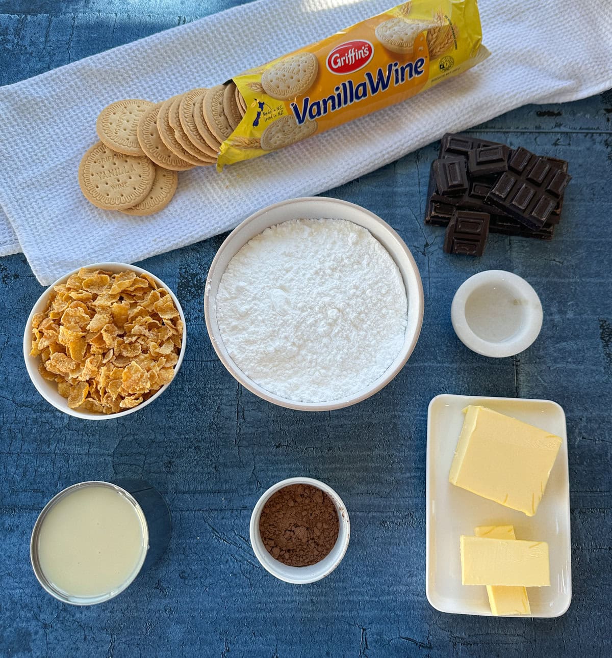 Ingredients used to make no-bake peppermint slice, see recipe card for full details